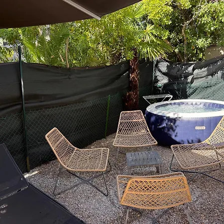 Appartement Charming Garden Lorettes *